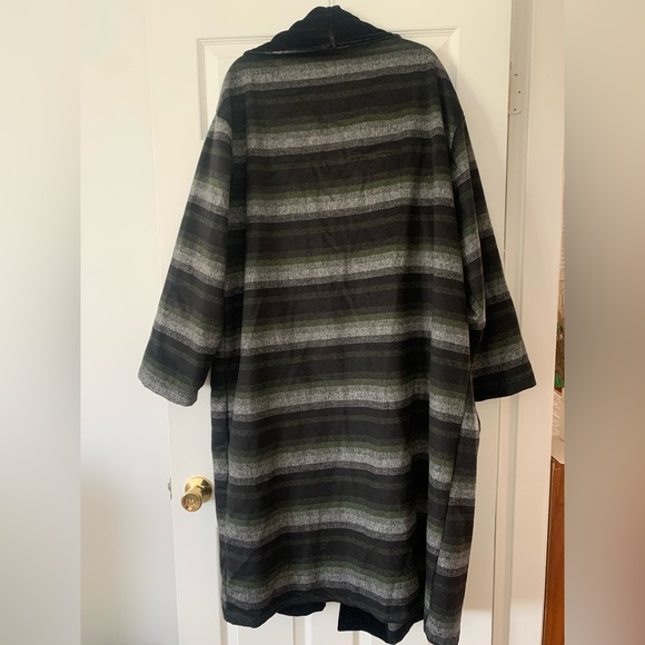 Oversized Urban Outfitters Jacket Robe // XS - Picture 2 of 4